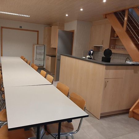 De Meiboom Vakantiehoeve Tot 21 Pers Langemark Екстериор снимка